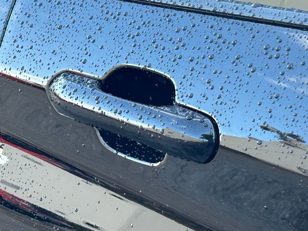 Certified 2025 Ford Explorer ST AWD/4WD image 23