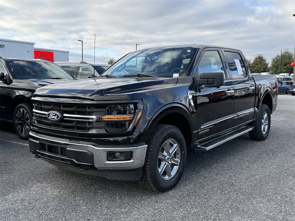 Certified 2024 Ford F150 XLT w/ Mobile Office Package image 9