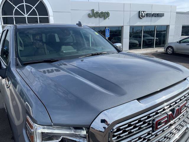 Used 2022 GMC Sierra 1500 Denali w/ Denali Reserve Package image 9