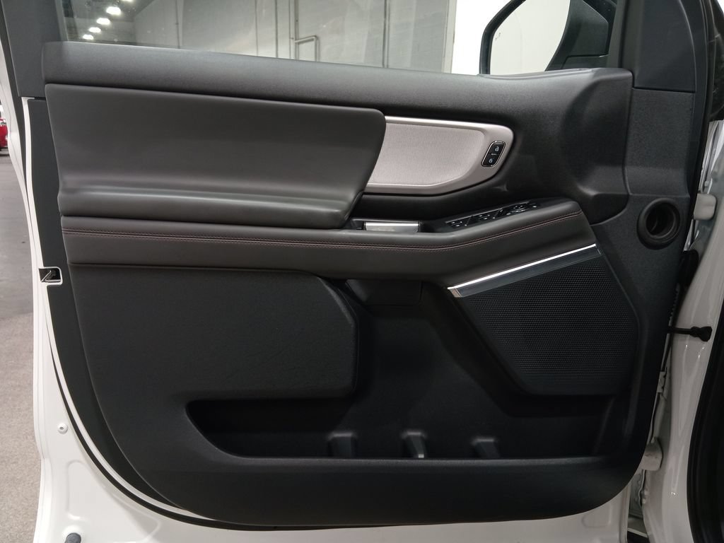 Certified 2025 Ford Expedition Max Active AWD/4WD image 18