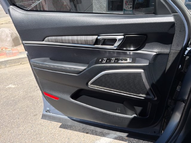 Used 2024 Kia Telluride EX FWD image 8