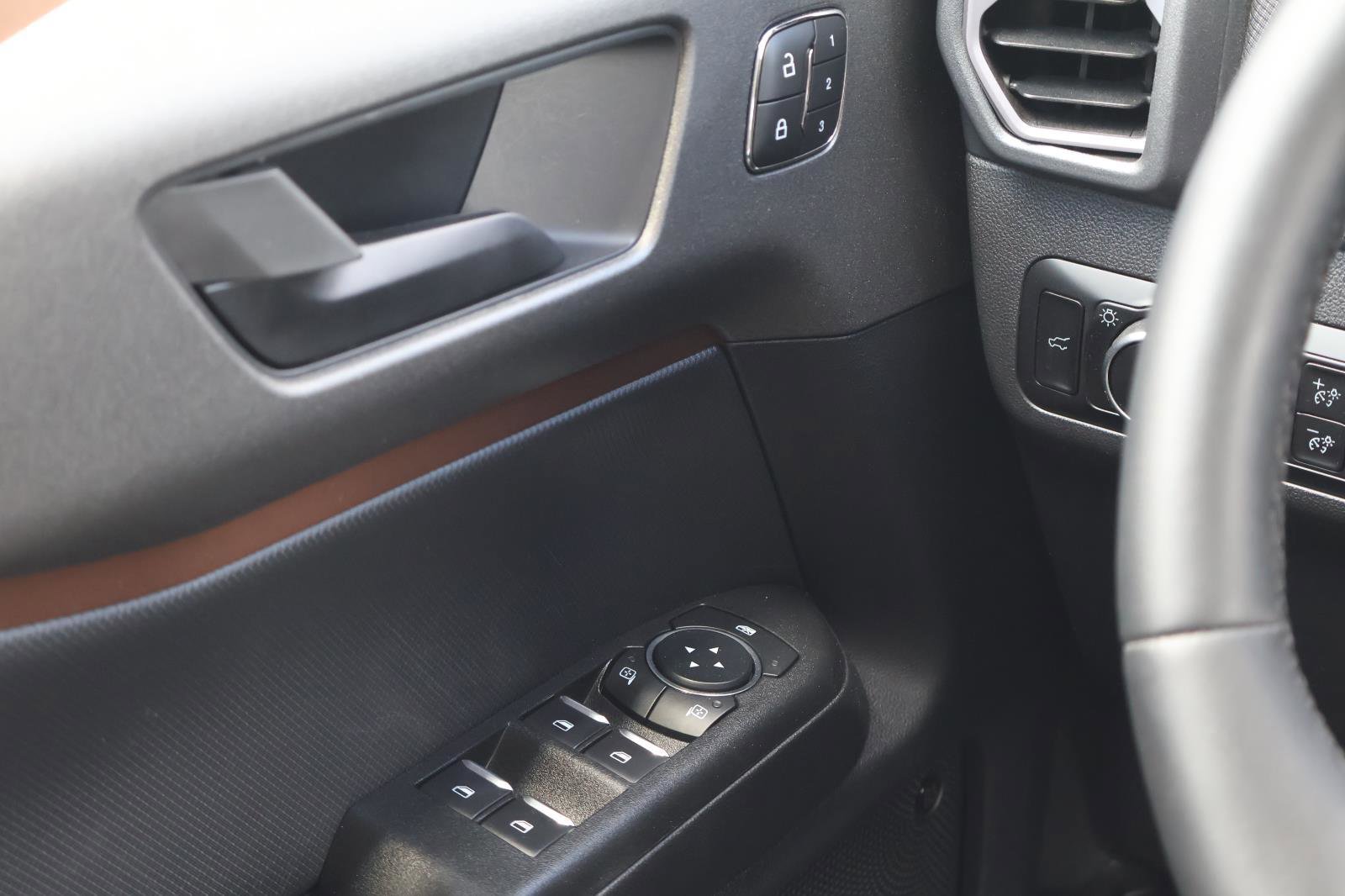 Certified 2025 Ford Bronco Sport Outer Banks w/ Outer Banks Tech Package+ image 19