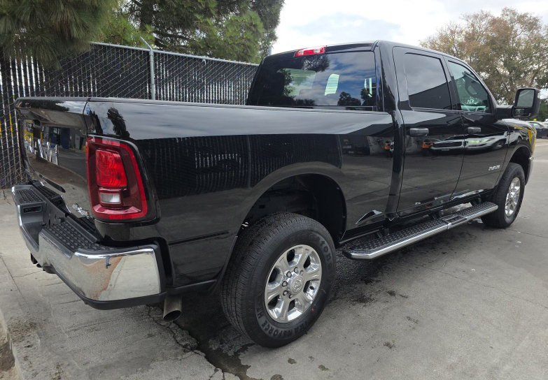 Used 2026 RAM 2500 Big Horn AWD/4WD image 2