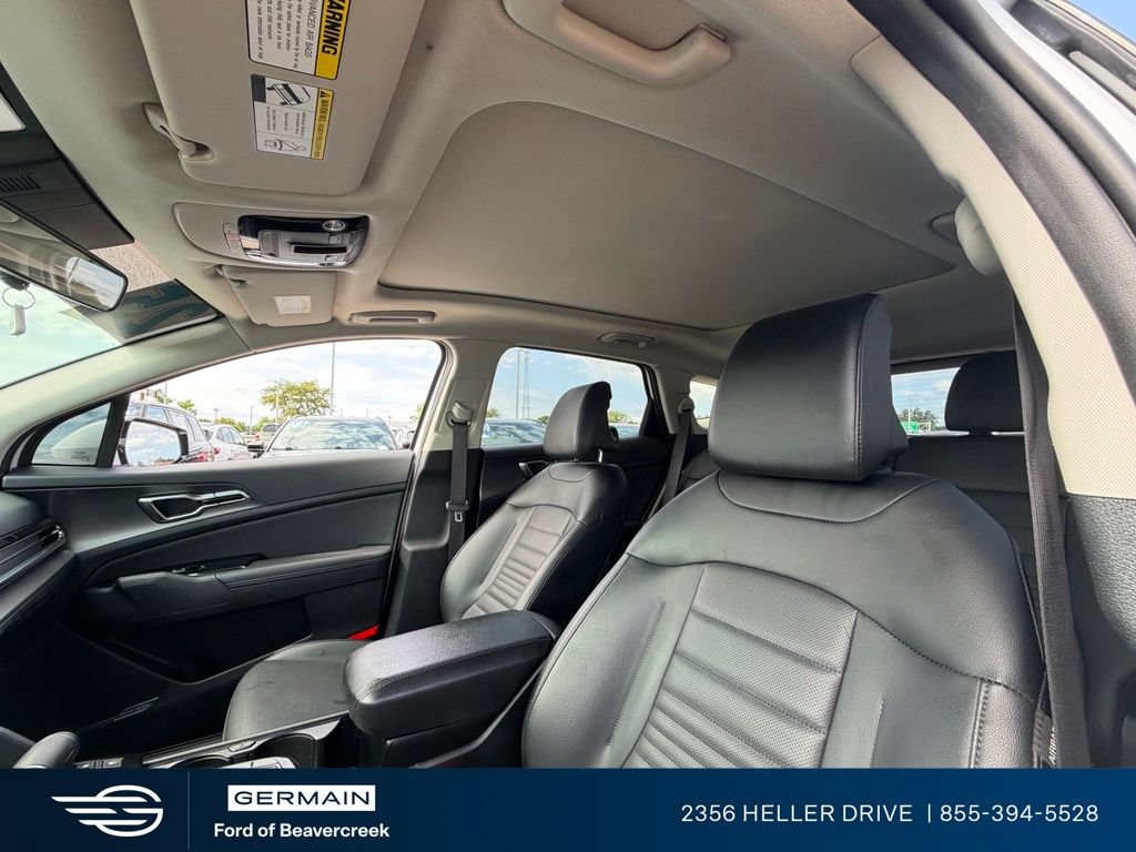 Used 2025 Kia Sportage SX AWD/4WD image 16
