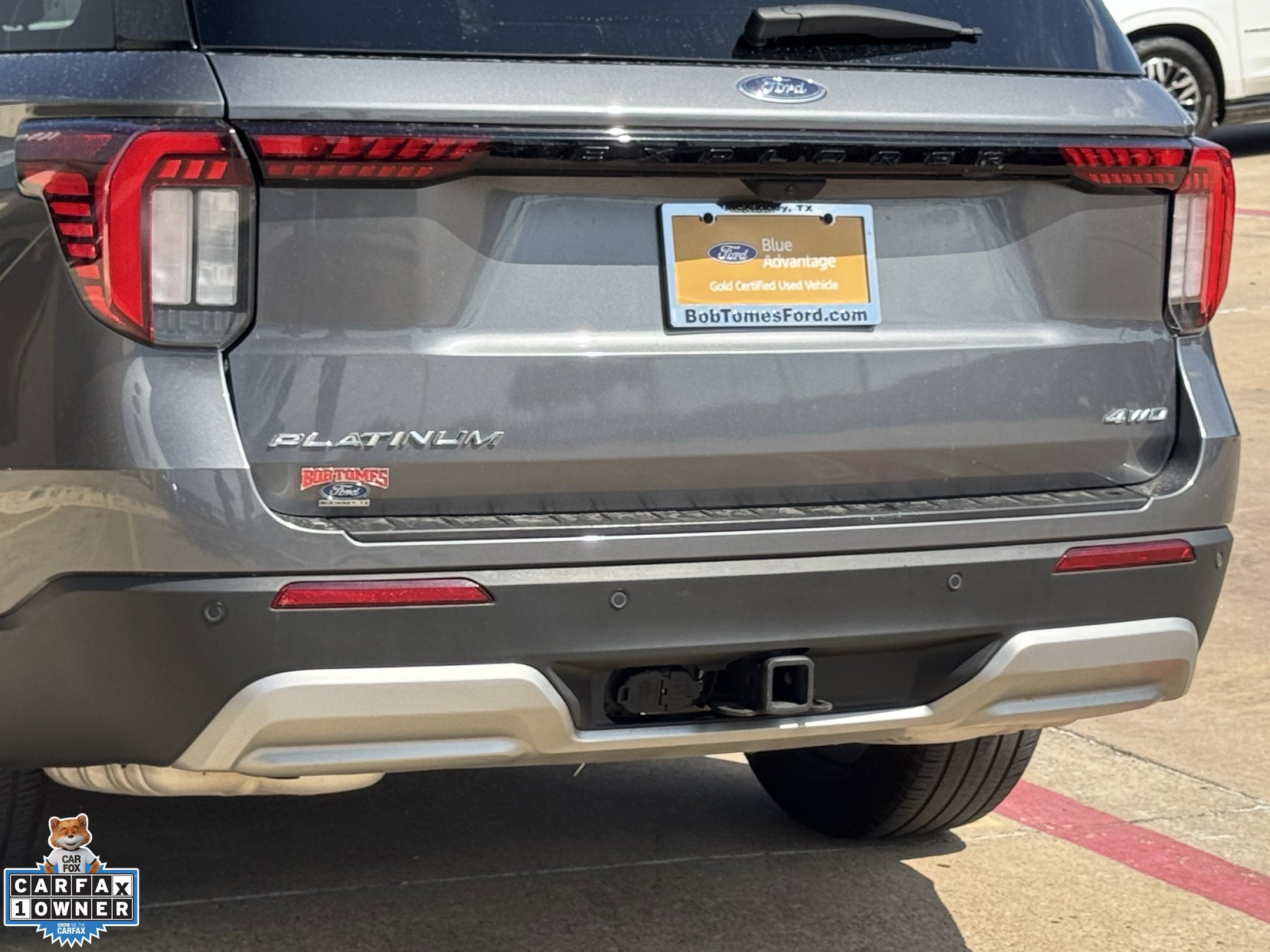 Certified 2025 Ford Explorer Platinum w/ LUX Leather Package AWD/4WD image 9