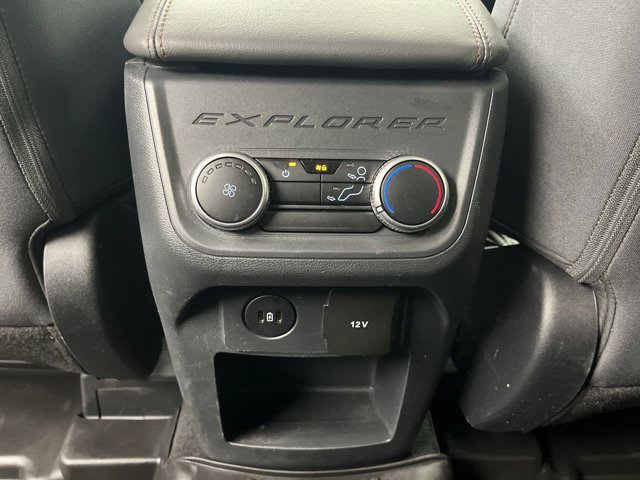 Certified 2025 Ford Explorer Active AWD/4WD image 12