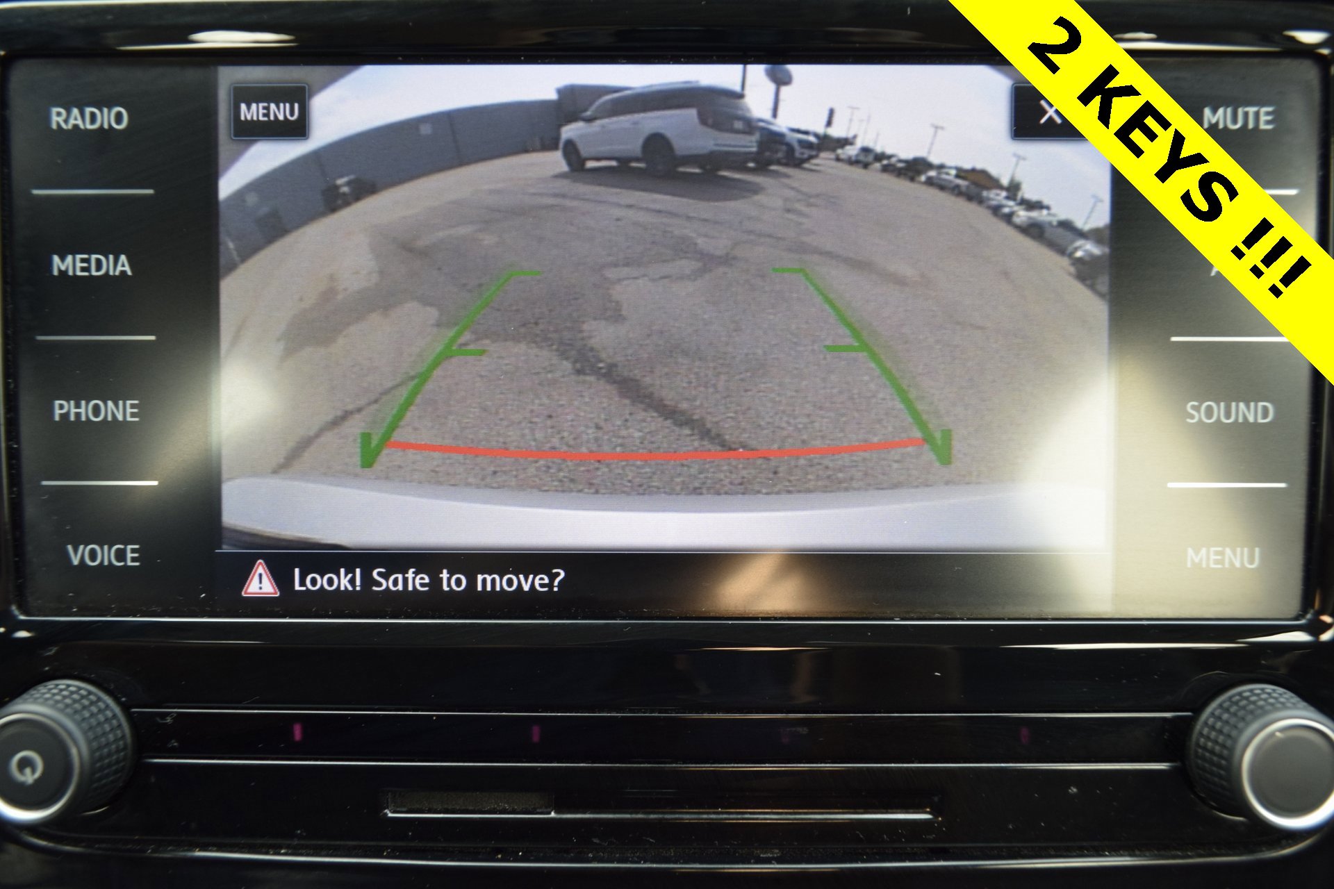 Used 2020 Volkswagen Passat 2.0T SE image 5