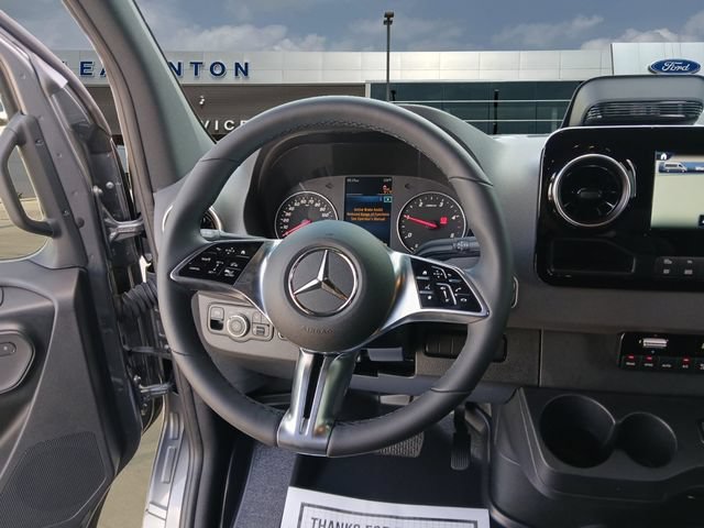 Used 2026 Mercedes-Benz Sprinter 2500 image 12
