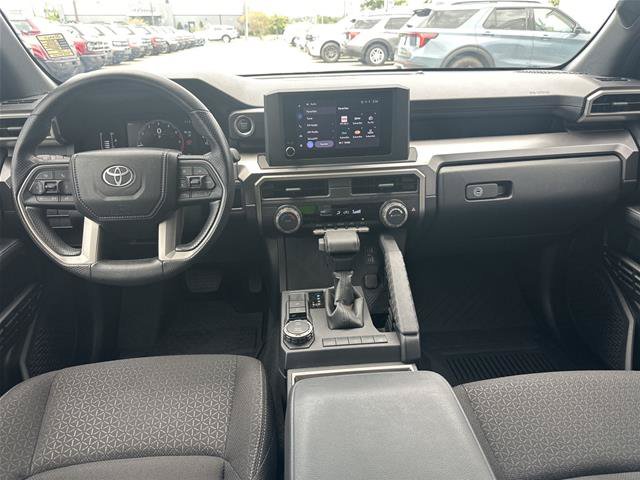 Used 2025 Toyota 4Runner SR5 RWD image 17