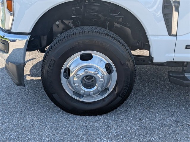 Certified 2024 Ford F350 XLT w/ 360-Degree Camera Package image 4
