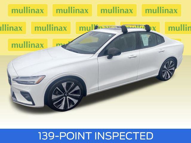 Used 2022 Volvo S60 B5 Momentum w/ Advanced Package image 14