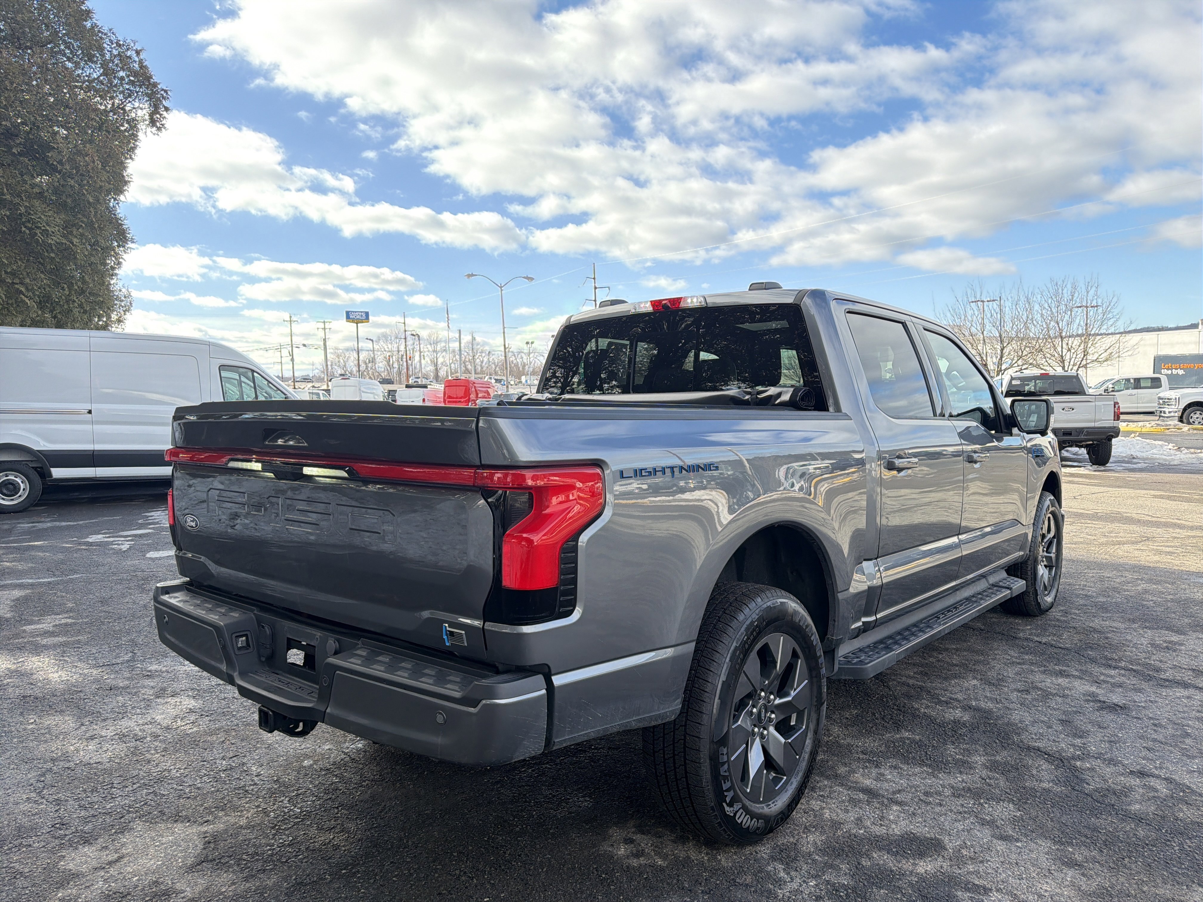Certified 2024 Ford F150 Lightning Lariat image 5