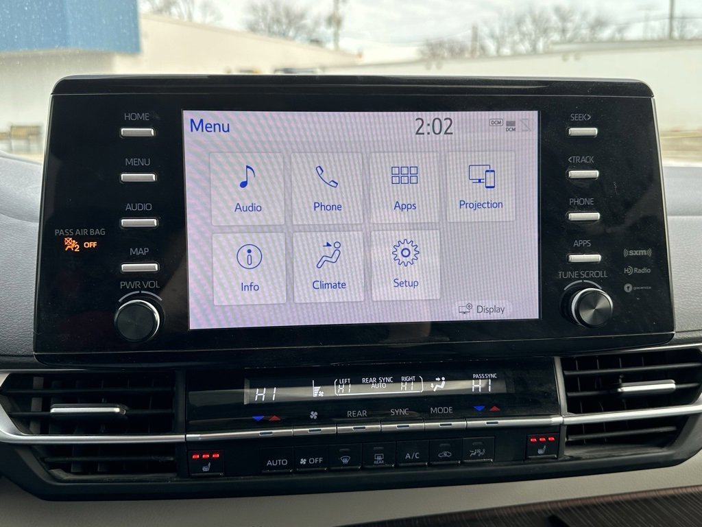 Used 2021 Toyota Sienna XLE image 31