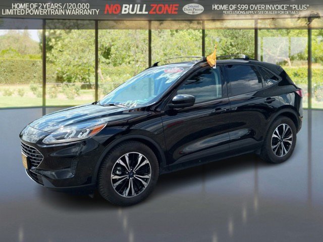 Certified 2022 Ford Escape SE w/ SE Sport Appearance Package