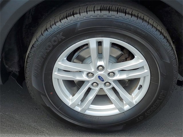 Certified 2023 Ford Explorer XLT w/ Equipment Group 202A image 6