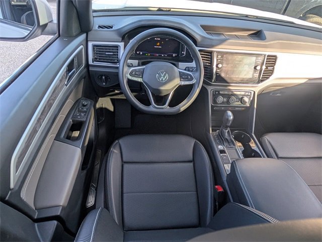 Used 2022 Volkswagen Atlas Cross Sport SE image 8