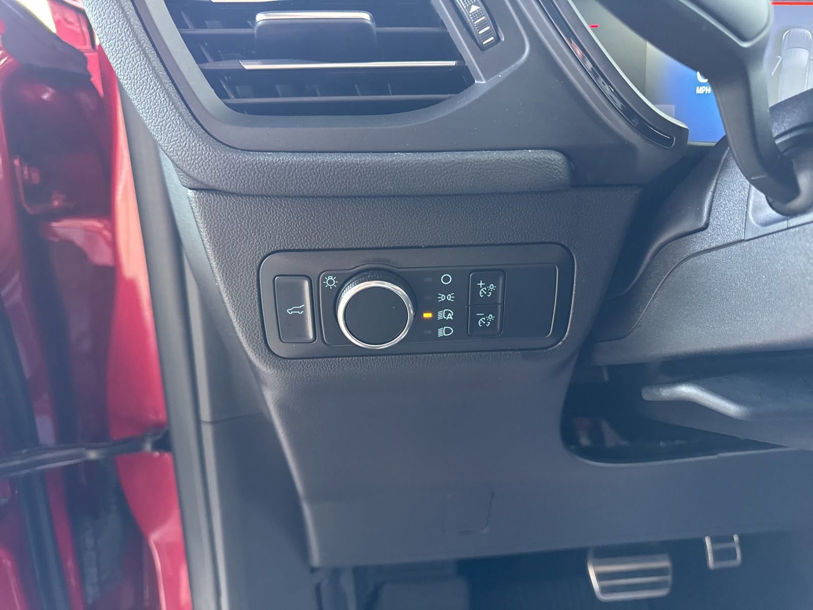 Certified 2024 Ford Escape ST-Line w/ Tech Pack #1 image 28