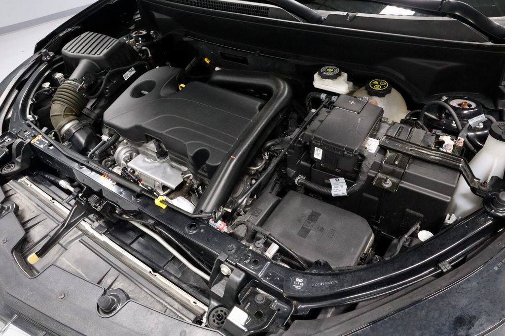 Used 2024 Chevrolet Equinox LT w/ LPO, Floor Liner Package image 19