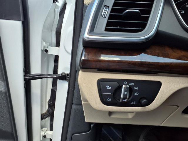 Used 2019 Audi Q5 2.0T Premium w/ Convenience Package AWD/4WD image 15