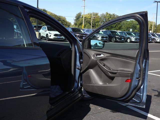 Certified 2018 Ford Focus SEL FWD image 24