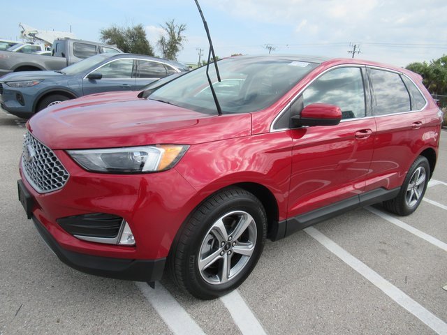 Certified 2024 Ford Edge SEL w/ Convenience Package image 3