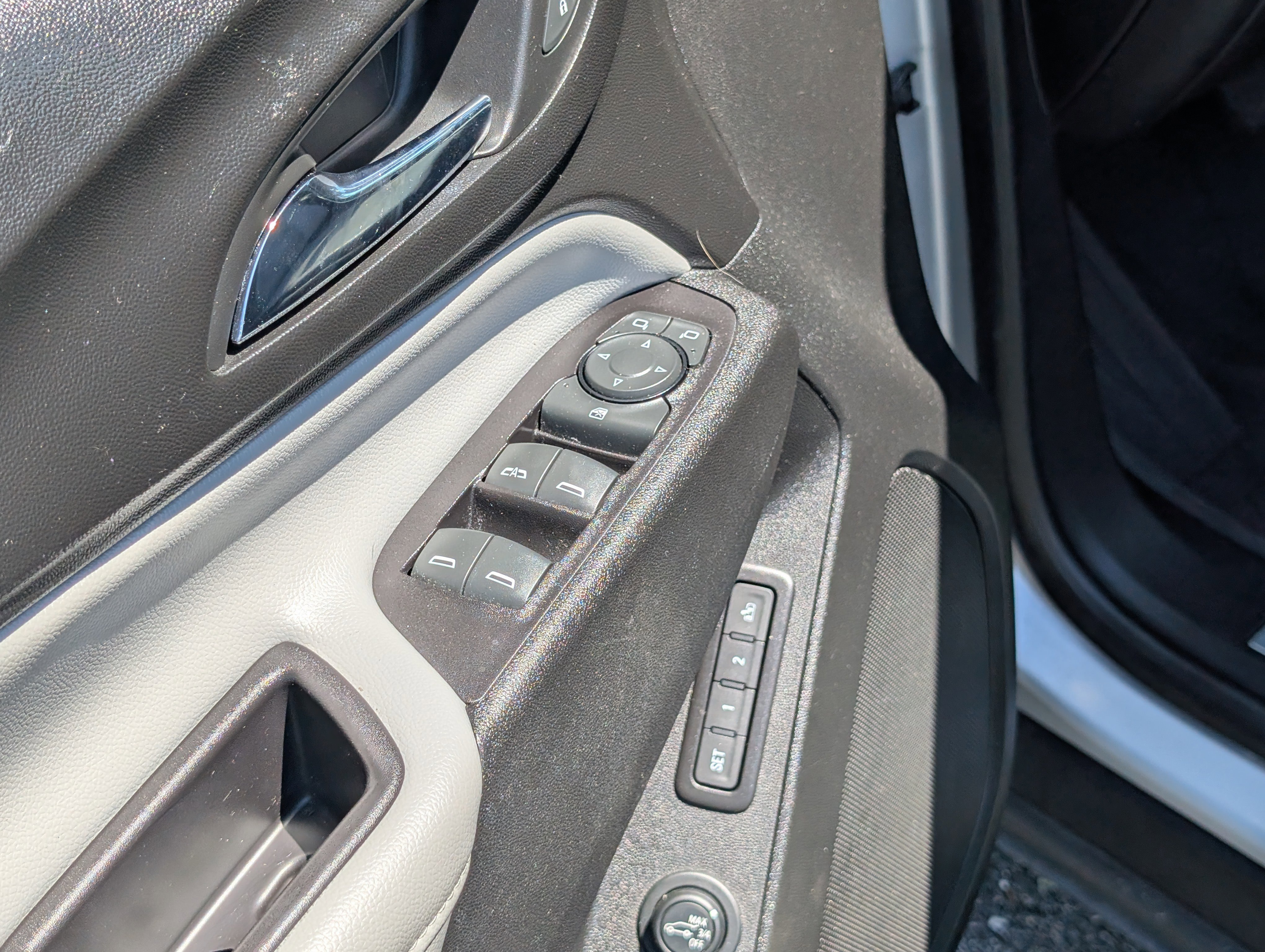 Used 2019 Chevrolet Equinox Premier AWD/4WD image 20