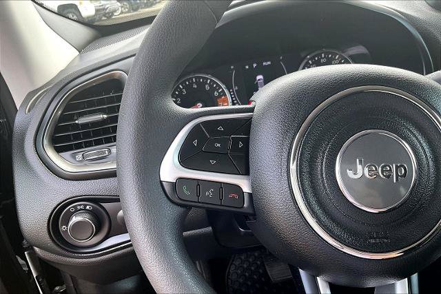 Used 2023 Jeep Renegade Latitude AWD/4WD image 18