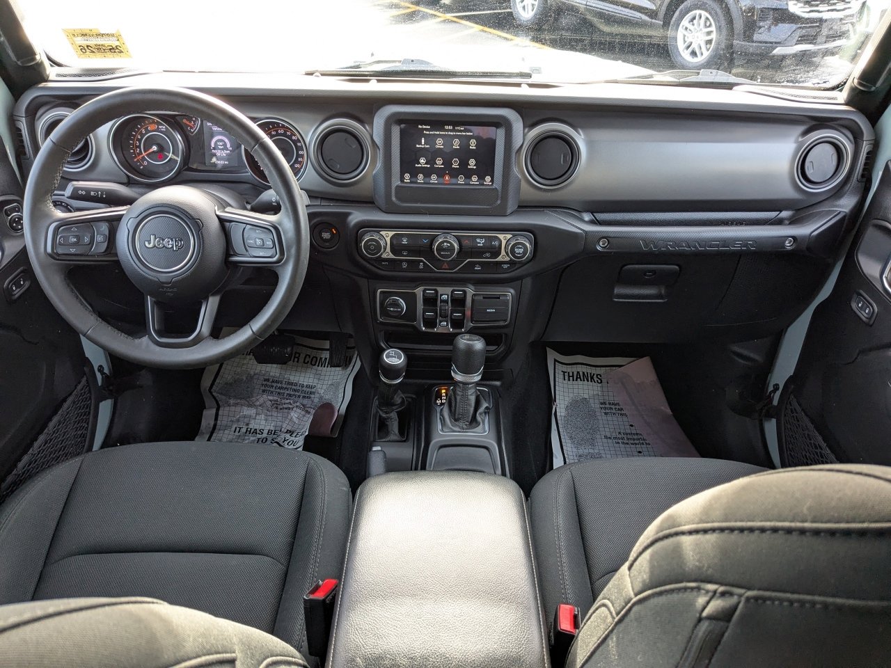 Used 2023 Jeep Wrangler Willys image 15