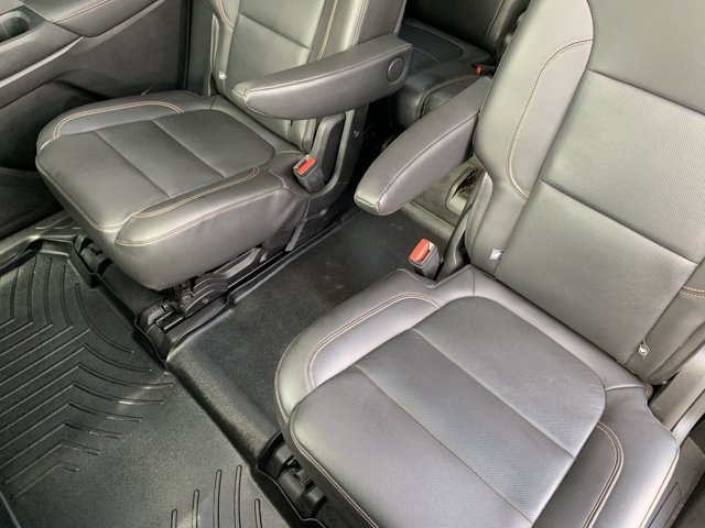 Used 2021 Chevrolet Traverse Premier w/ Redline Edition AWD/4WD image 23