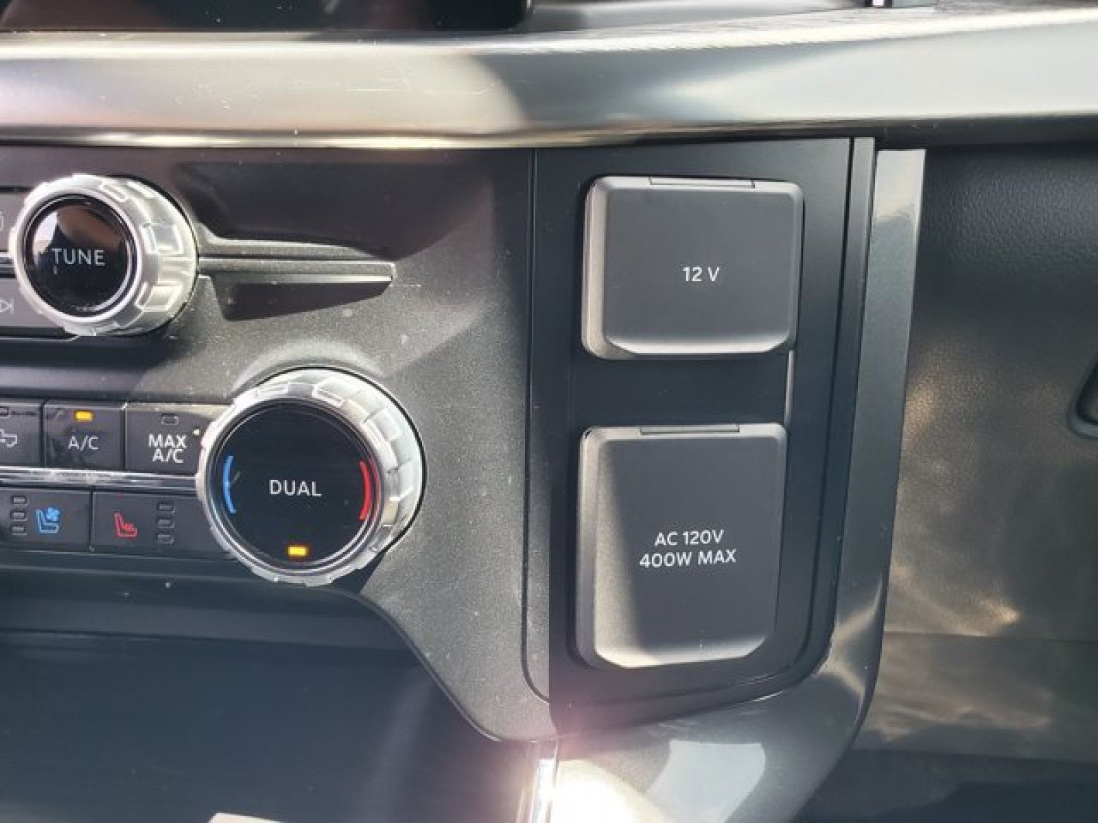 Certified 2023 Ford F150 Lariat AWD/4WD image 26
