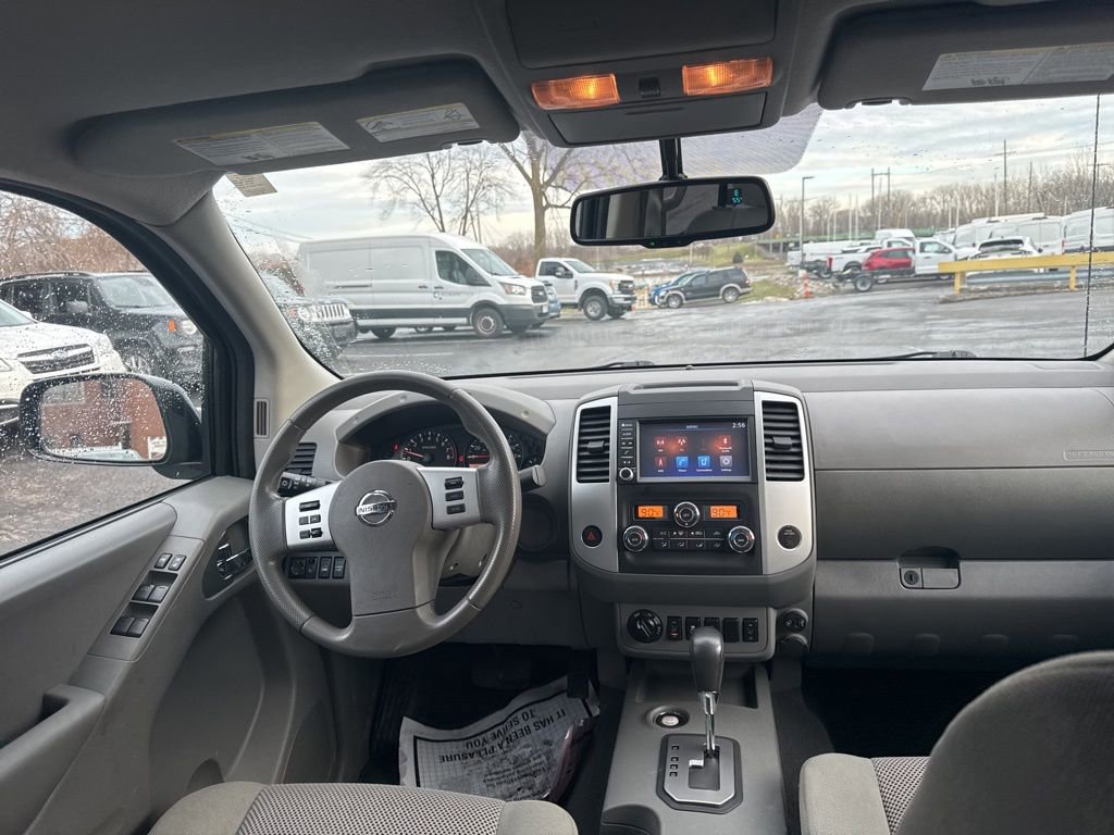 Used 2021 Nissan Frontier SV image 32