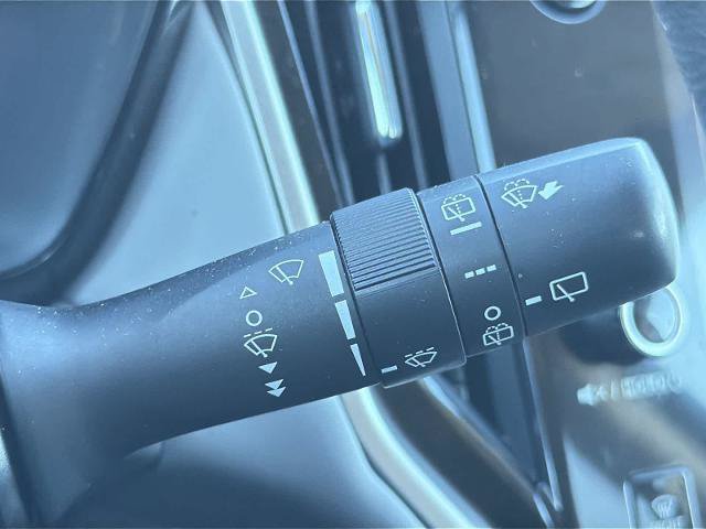 Used 2023 Subaru Outback Premium AWD/4WD image 25