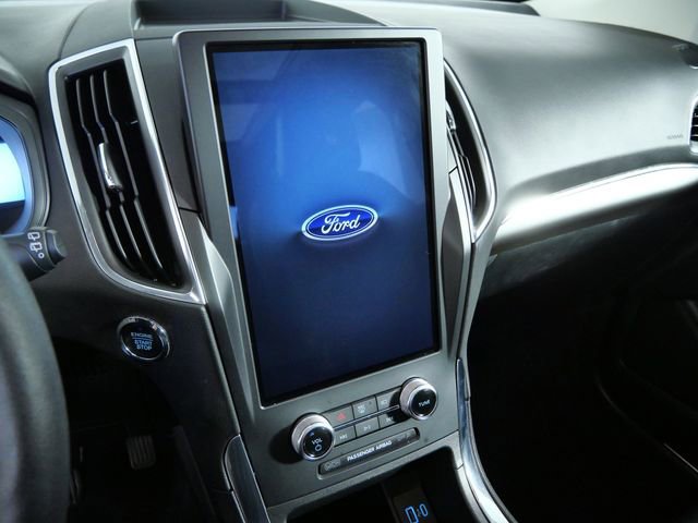 Certified 2024 Ford Edge Titanium w/ Equipment Group 301A image 19