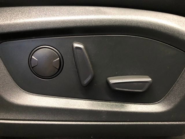 Certified 2021 Ford Explorer XLT w/ Equipment Group 202A image 39