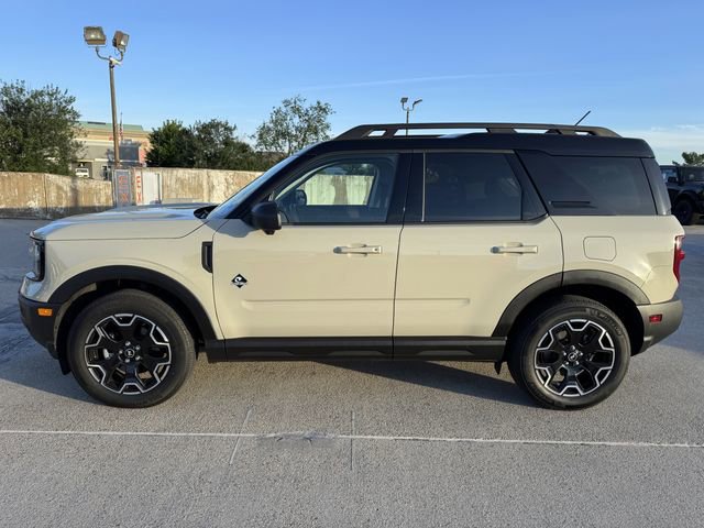 Certified 2025 Ford Bronco Sport Outer Banks w/ Outer Banks Tech Package+ AWD/4WD image 10