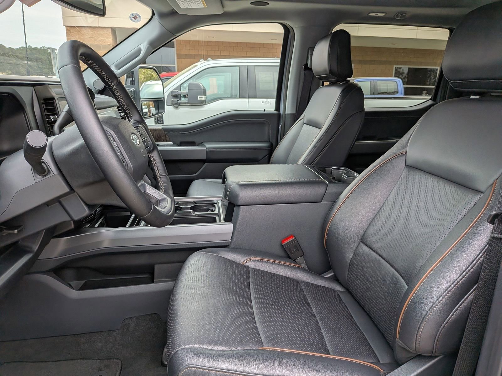 Certified 2026 Ford F250 Lariat w/ Black Appearance Package image 11