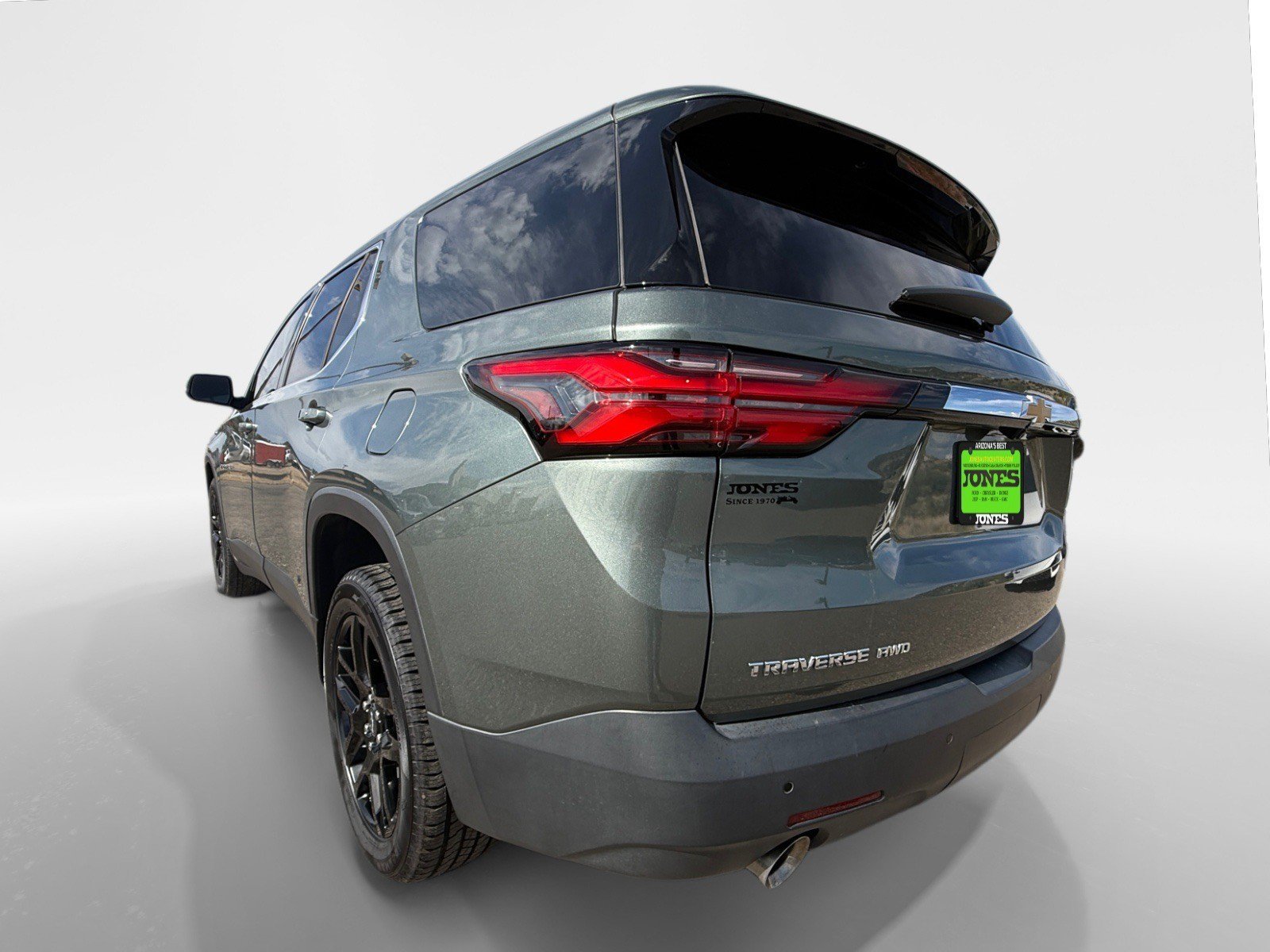 Used 2023 Chevrolet Traverse LT AWD/4WD image 4