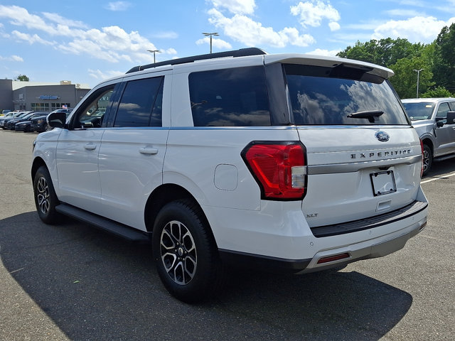 Certified 2024 Ford Expedition XLT AWD/4WD image 7