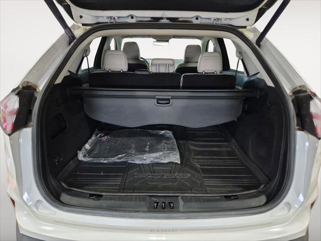 Certified 2021 Ford Edge Titanium w/ Equipment Group 301A image 19