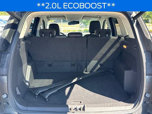Certified 2019 Ford Escape Titanium w/ U0J03 - Titanium Tow Package FWD image 8