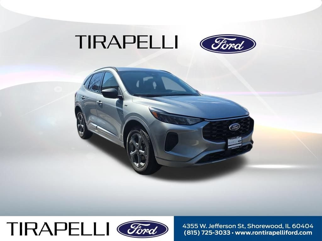 Certified 2024 Ford Escape ST-Line w/ Tech Pack #1 AWD/4WD image 7