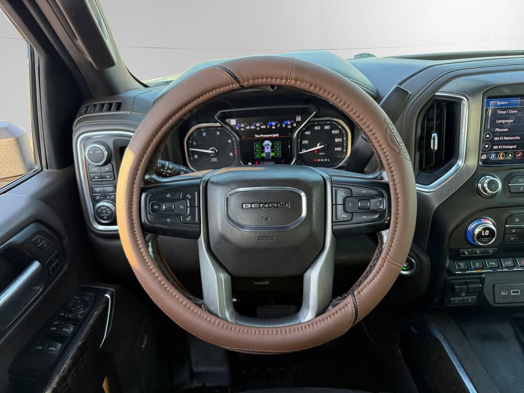 Used 2022 GMC Sierra 3500 Denali w/ Denali Ultimate Package AWD/4WD image 12