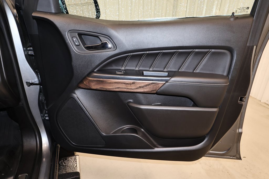 Used 2021 GMC Canyon Denali image 22