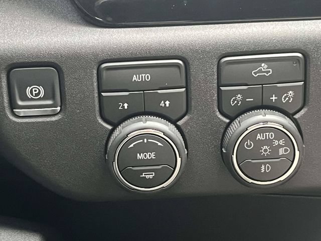 Used 2026 Chevrolet Silverado 1500 RST w/ RST Select Package AWD/4WD image 31