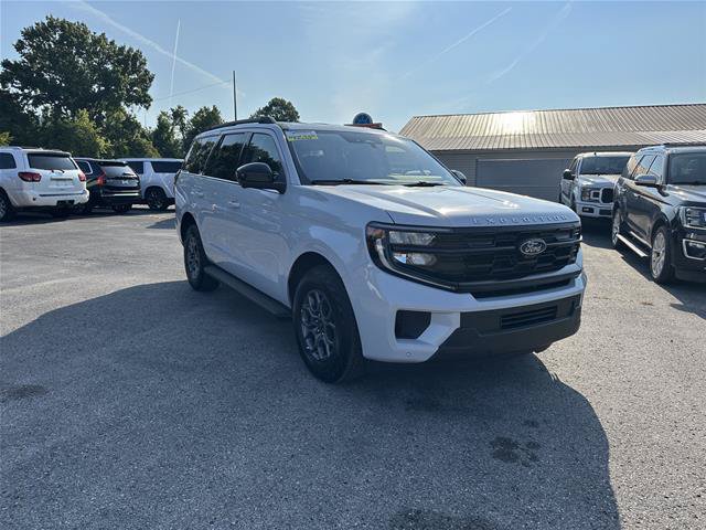 Certified 2025 Ford Expedition Active AWD/4WD image 1