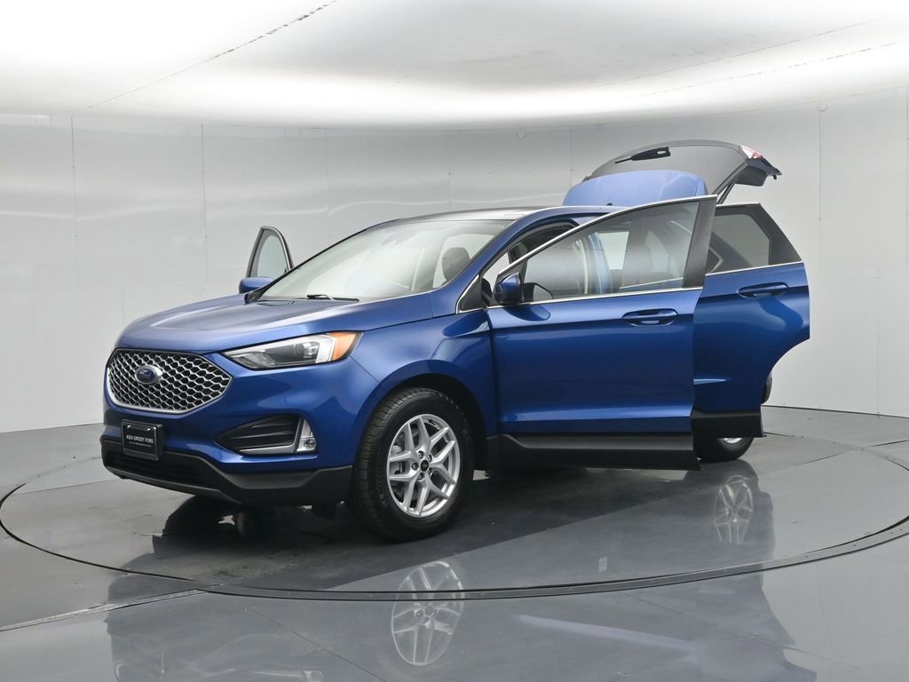 Certified 2024 Ford Edge SEL w/ Convenience Package AWD/4WD image 32