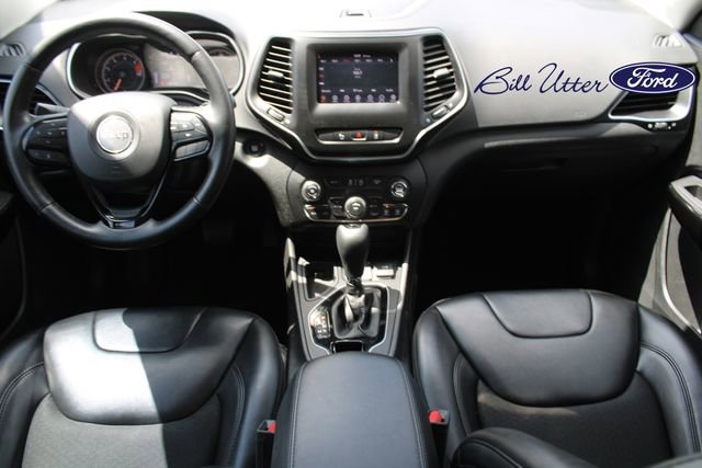 Used 2021 Jeep Cherokee Latitude Plus FWD image 15