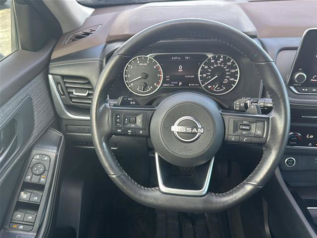 Used 2022 Nissan Rogue S FWD image 19