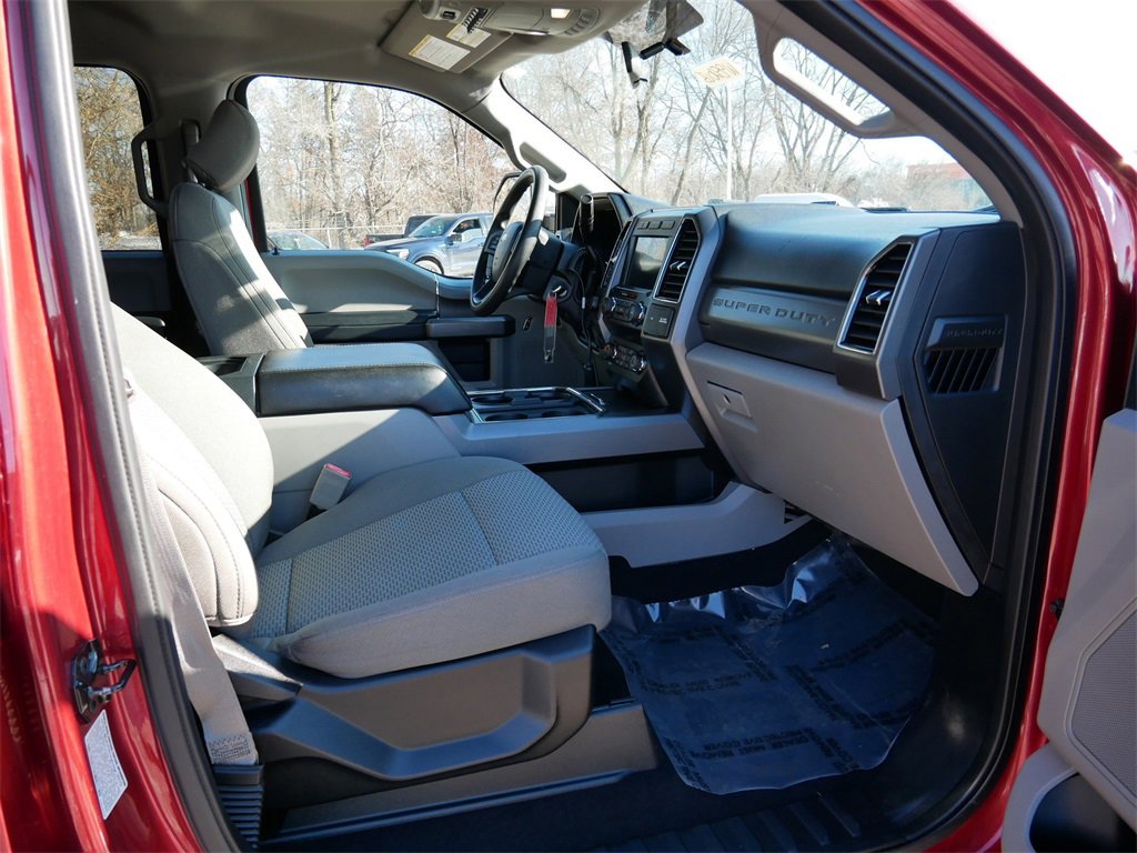 Certified 2019 Ford F350 XLT w/ XLT Premium Package image 8