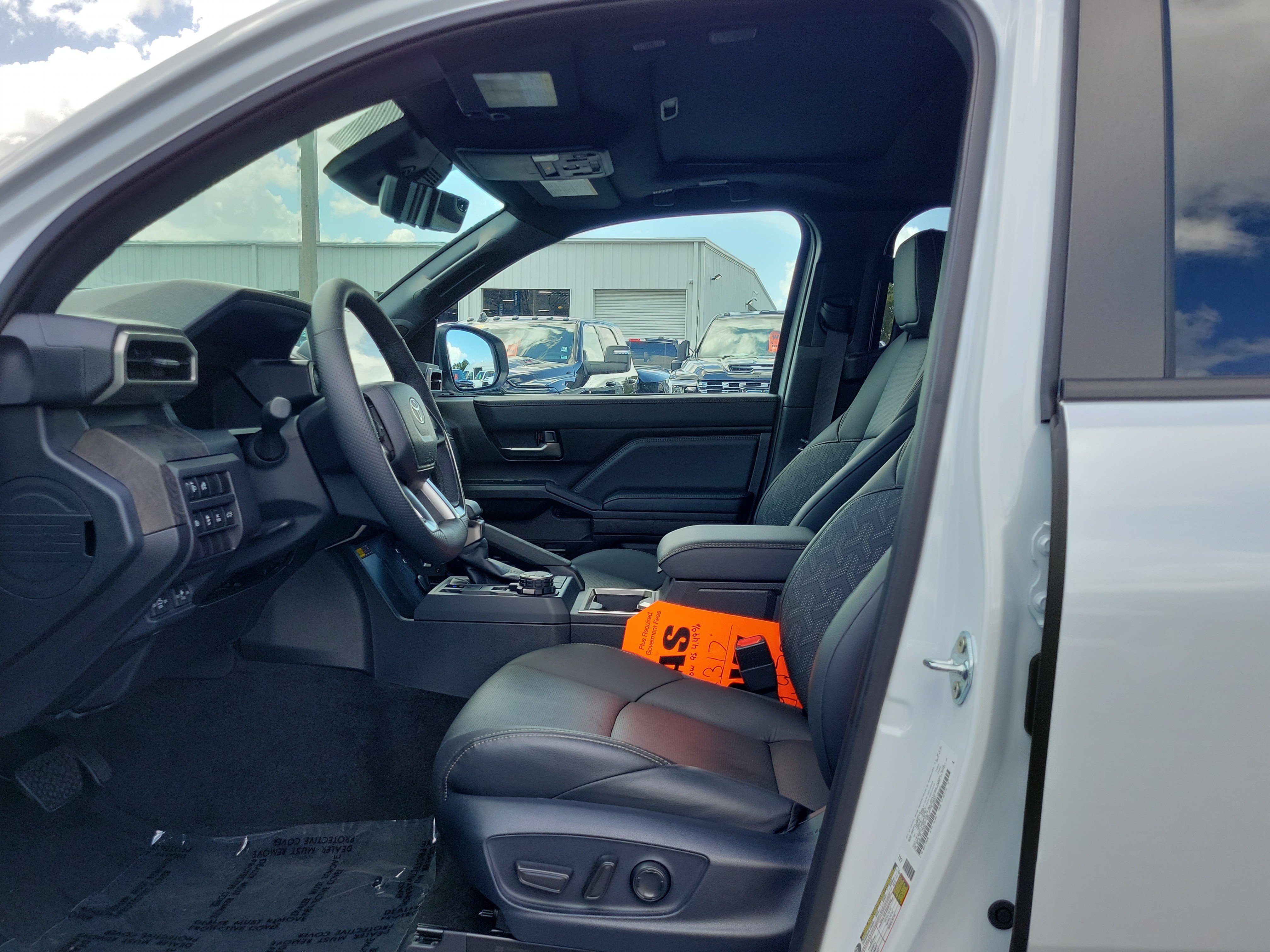 Used 2026 Toyota Tacoma Limited AWD/4WD image 19